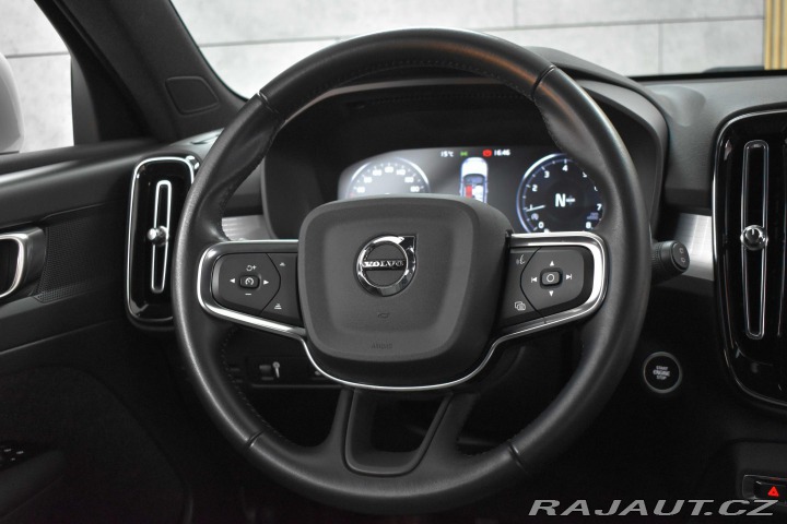 Volvo XC40 T2 MOMENTUM PRO*KAMERA*DP 2021