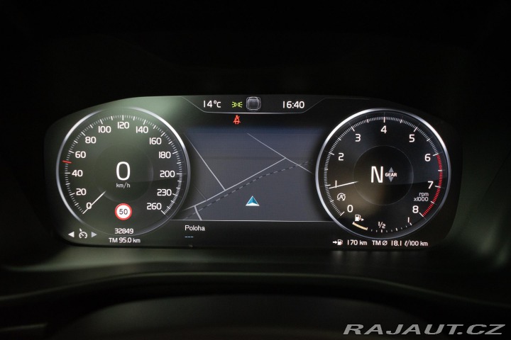 Volvo XC40 T2*REZERVACE* 2021