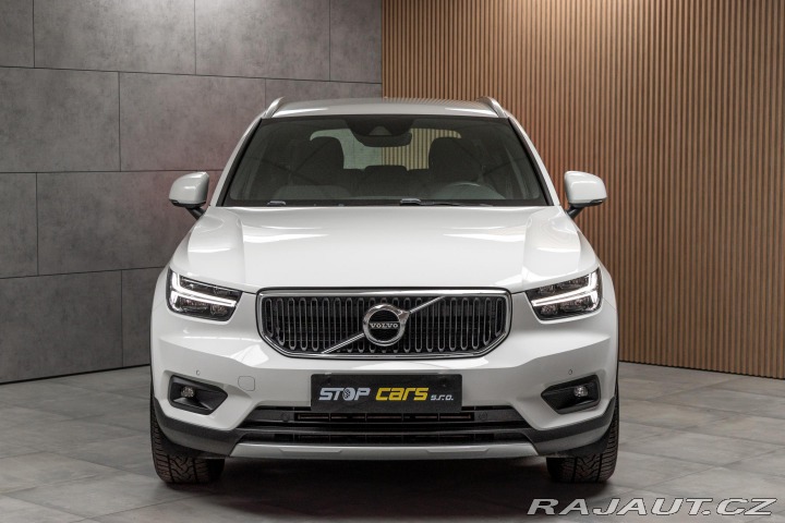 Volvo XC40 T2 MOMENTUM PRO*KAMERA*DP 2021