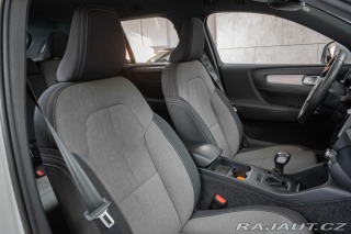 Volvo XC40 T2 MOMENTUM PRO*KAMERA*DP 2021