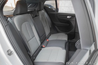 Volvo XC40 T2 MOMENTUM PRO*KAMERA*DP 2021