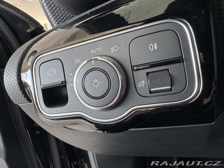 Mercedes-Benz A 200*Aut*120kW*LED*REZERVA 2019