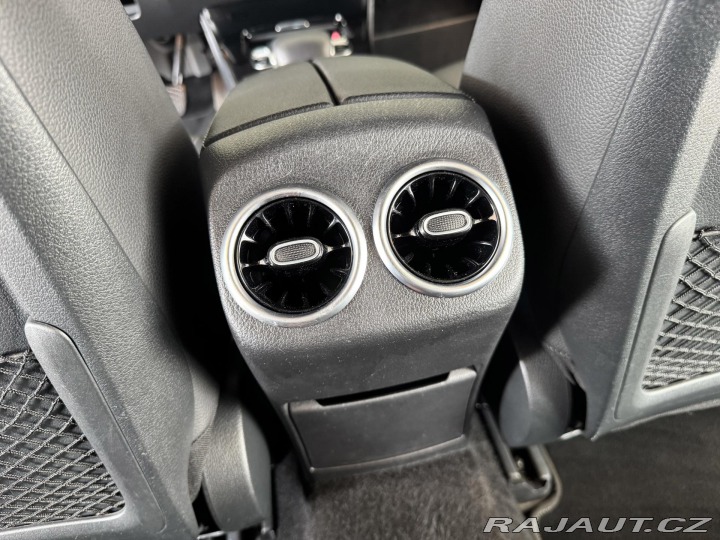 Mercedes-Benz A 200*Aut*120kW*LED*REZERVA 2019