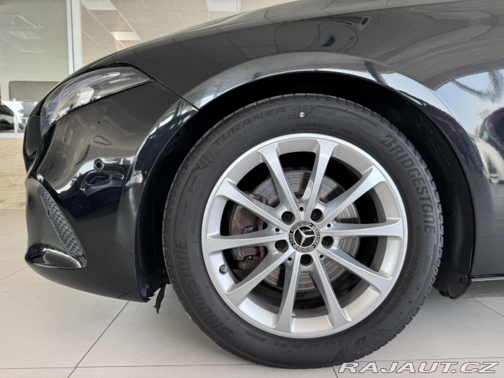 Mercedes-Benz A 200*Aut*120kW*LED*Navi*Ka 2019
