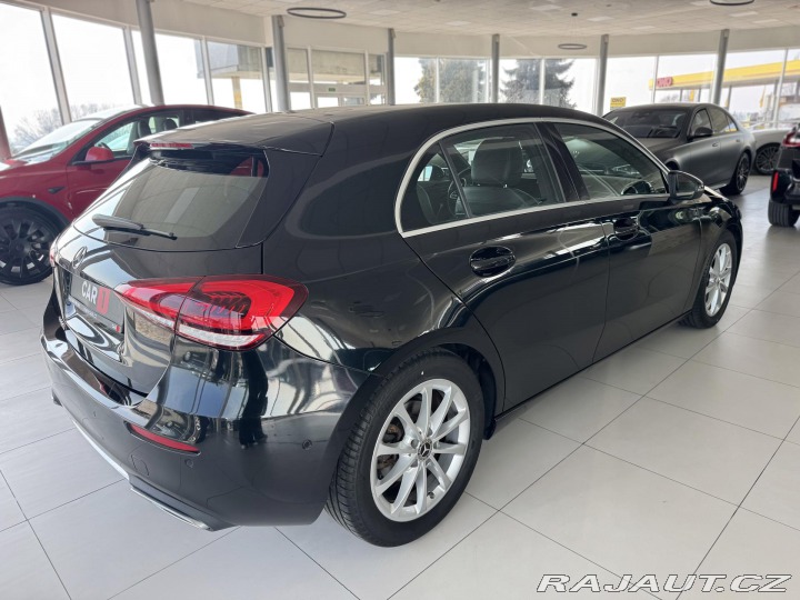 Mercedes-Benz A 200*Aut*120kW*LED*Navi*Ka 2019