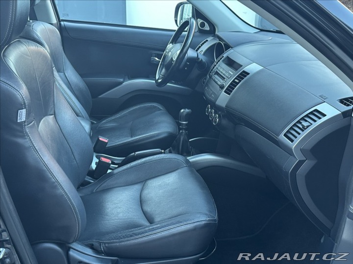 Mitsubishi Outlander 2,2 DI-D 177PS  Instyle-7 2010