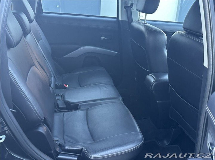 Mitsubishi Outlander 2,2 DI-D 177PS  Instyle-7 2010