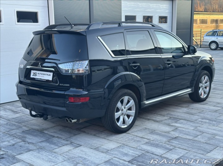 Mitsubishi Outlander 2,2 DI-D 177PS Instyle-7 2010