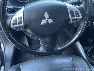 Mitsubishi Outlander 2,2 DI-D 177PS Instyle-7 2010