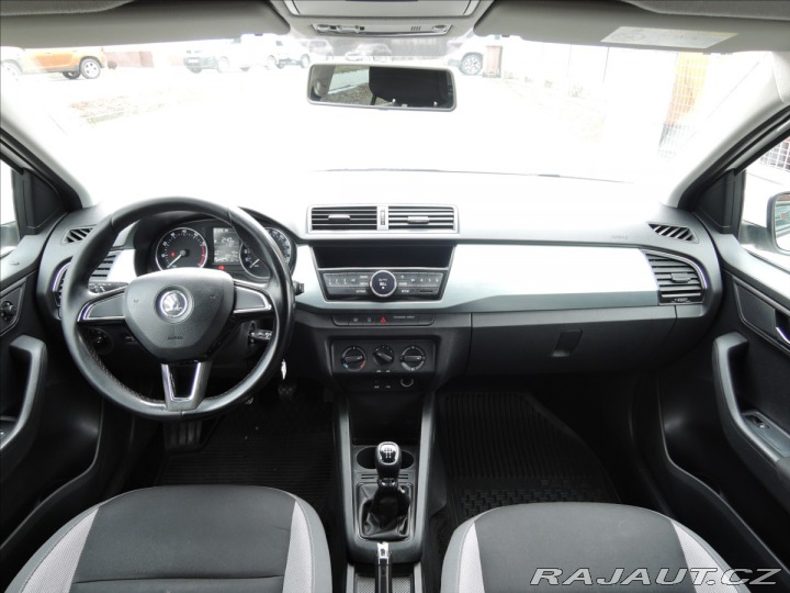 Škoda Fabia 1,2 ČR Litá kola Tempomat 2015