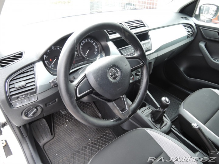 Škoda Fabia 1,2 ČR Litá kola Tempomat 2015