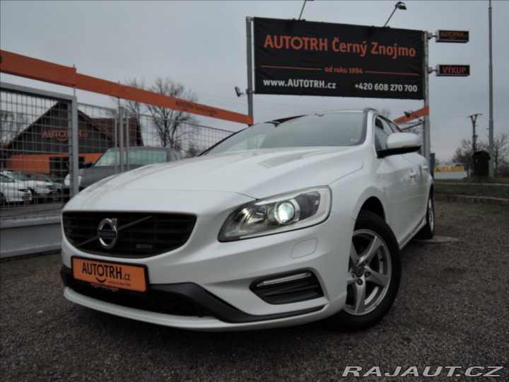 Volvo V60 2,0 D4 R-design 180PS 2014