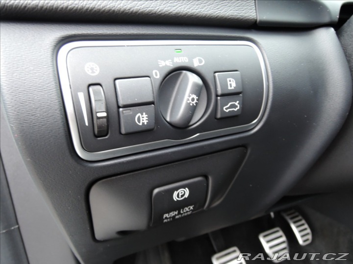 Volvo V60 2,0 D4 R-design 2013