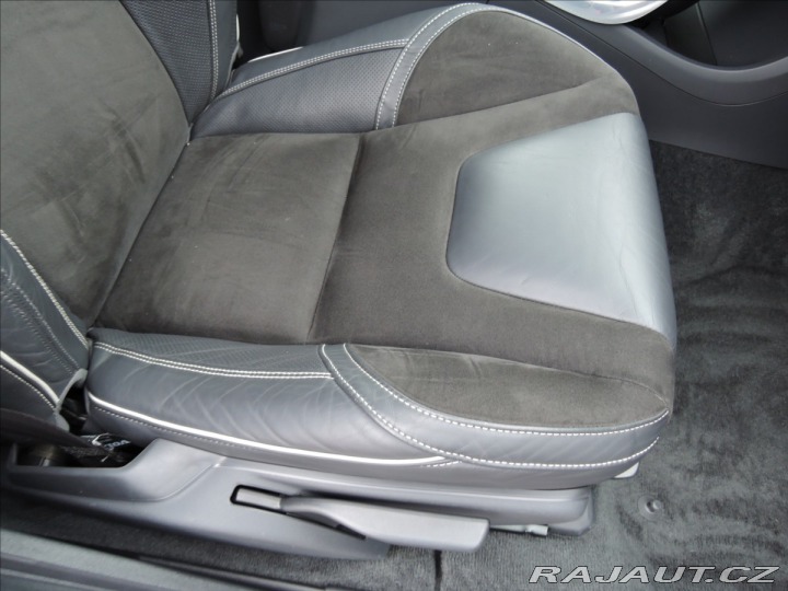 Volvo V60 2,0 D4 R-design 2013