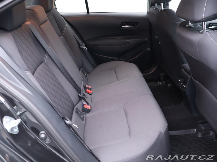 Toyota Corolla 1,5 VVT-i Aut. Comfort CZ 2022