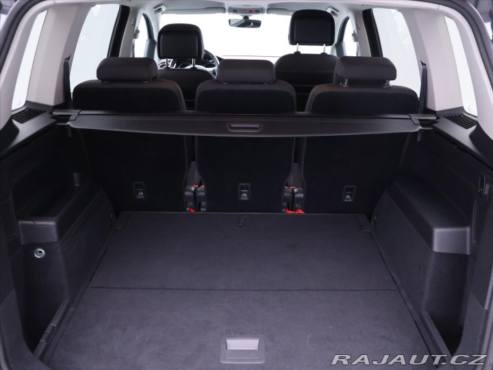 Volkswagen Touran 1,5 TSI 110kW DSG CZ Navi 2021