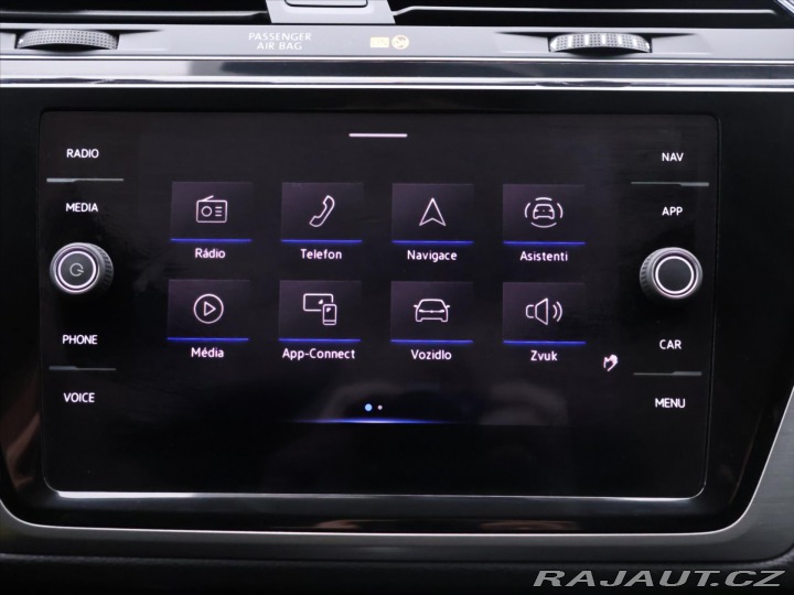 Volkswagen Touran 1,5 TSI 110kW DSG CZ Navi 2021