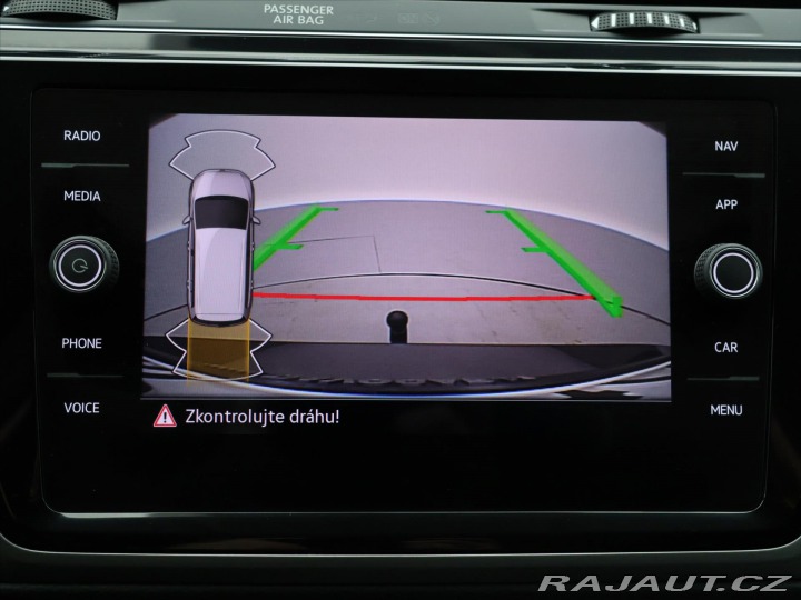 Volkswagen Touran 1,5 TSI 110kW DSG CZ Navi 2021