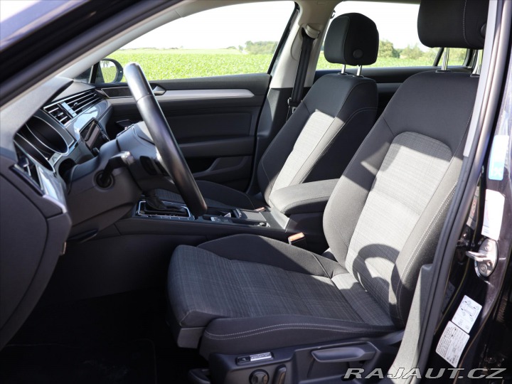 Volkswagen Passat 2,0 TDI 140kW DSG LED Bus 2019