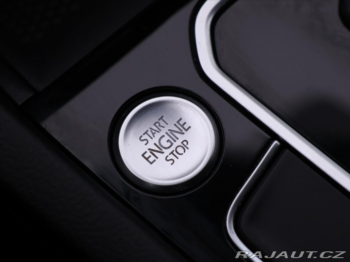 Volkswagen Passat 2,0 TDI 140kW DSG Busines 2019