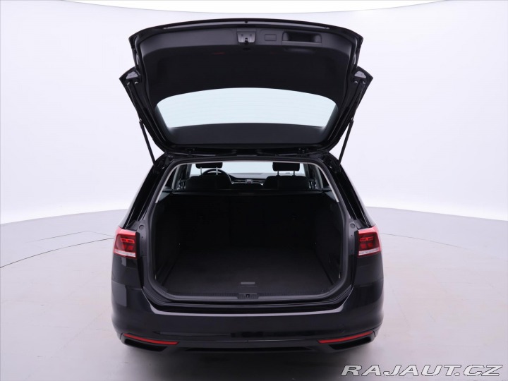Volkswagen Passat 2,0 TDI 140kW DSG Busines 2019