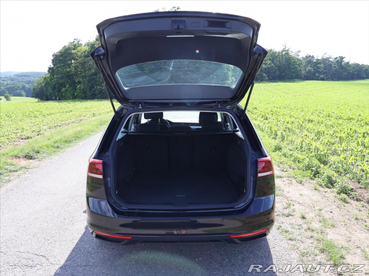 Volkswagen Passat 2,0 TDI 140kW DSG LED Bus 2019