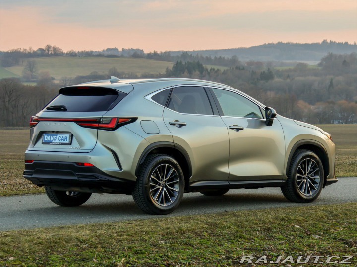 Lexus Ostatní modely NX 450h plus 2,5 4×4 E-FOUR Exective 9 2023