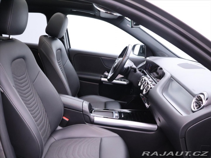 Mercedes-Benz GLA 2,0 250 4Matic A8 165kW 2024