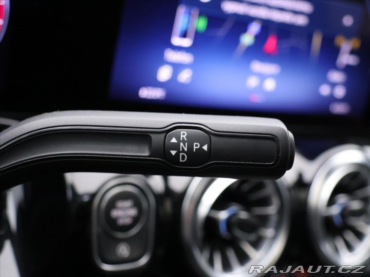 Mercedes-Benz GLA 2,0 250 4Matic A8 165kW 2024