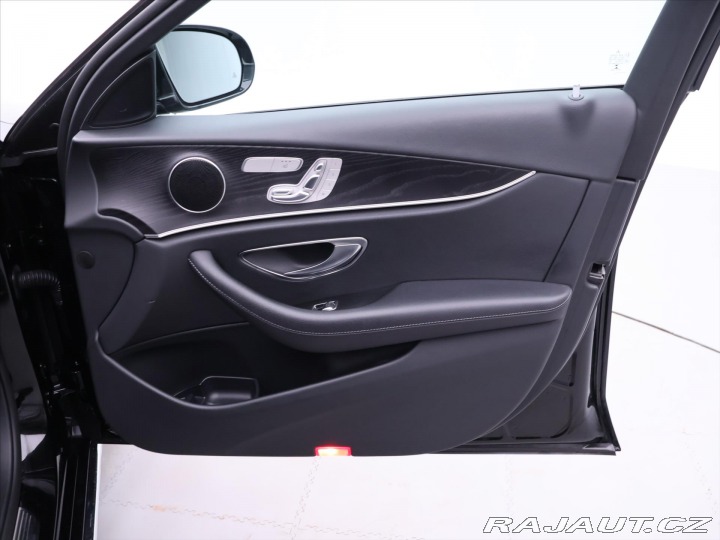 Mercedes-Benz E 2,0 220D  143kW 4MATIC  A 2019