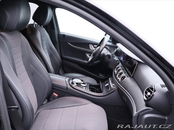 Mercedes-Benz E 2,0 220D  143kW 4MATIC  A 2019