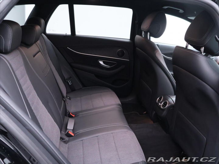 Mercedes-Benz E 2,0 220D  143kW 4MATIC  A 2019