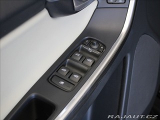 Volvo XC60 2,0 D4 AT Summum Akční CE 2015