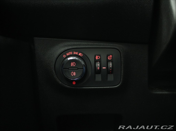 Opel Corsa 1,4 i 66kW 1.maj.ČR 131tk 2017