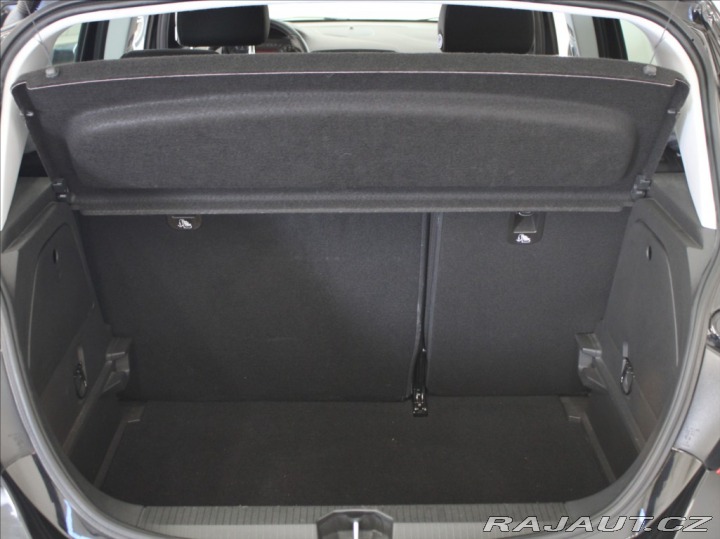 Opel Corsa 1,4 i 66kW 1.maj.ČR 131tk 2017