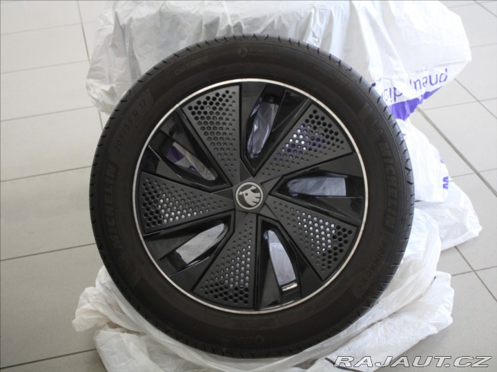 Škoda Kamiq 1,0 TSi DSG Monte Carlo 2 2025