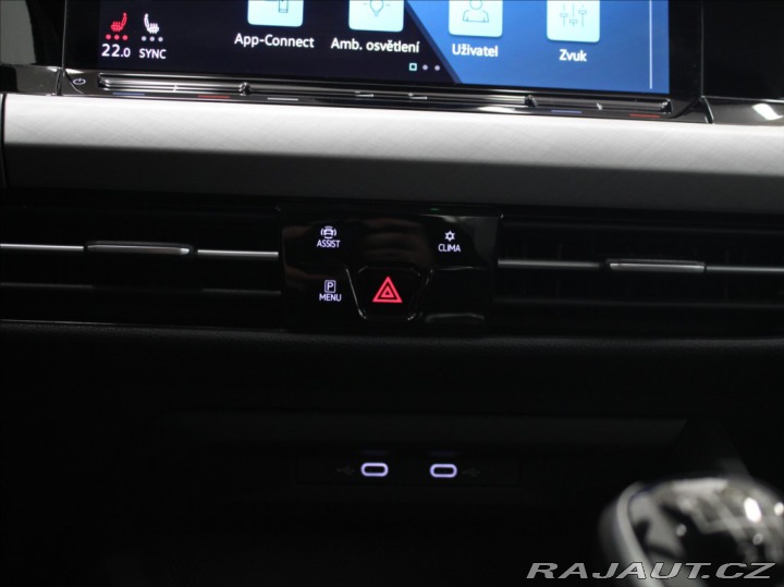 Volkswagen Golf 1,0 TSi 81kW Life ČR 127t 2021