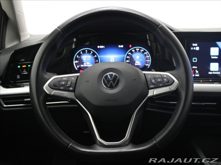 Volkswagen Golf 1,0 TSi 81kW Life ČR 127t 2021
