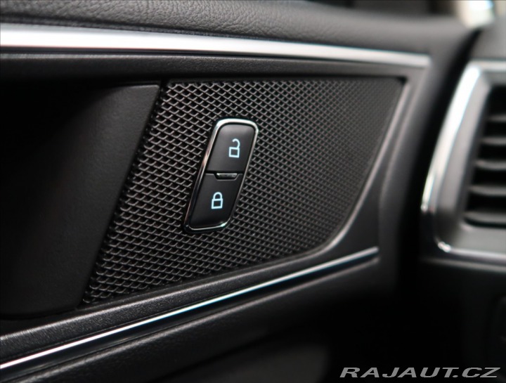 Ford S-MAX 2,0 EcoBlue NAVI KAMERA V 2019