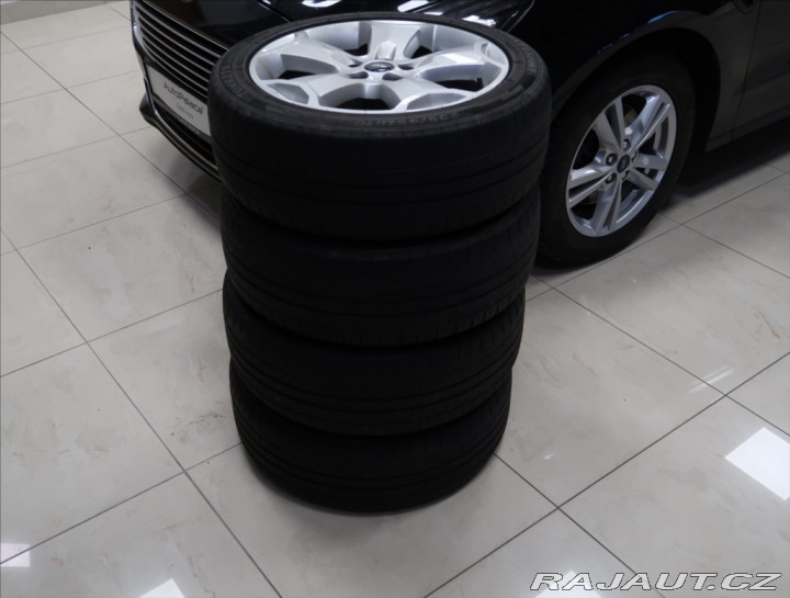 Ford S-MAX 2,0 EcoBlue NAVI KAMERA V 2019