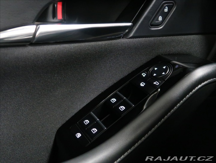 Mazda CX-30 2,0 e-SKYACTIV-G NAVI KAM 2021