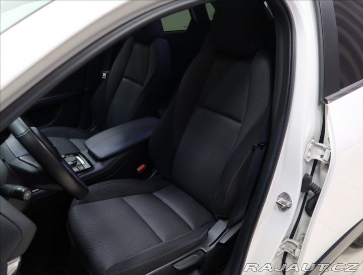 Mazda CX-30 2,0 e-SKYACTIV-G NAVI KAM 2021