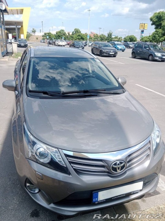 Toyota Avensis 2,0   Prodám 2015