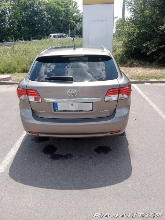 Toyota Avensis 2,0   Prodám 2015