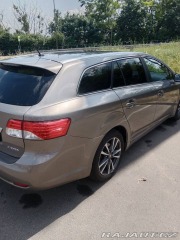 Toyota Avensis 2,0   Prodám 2015