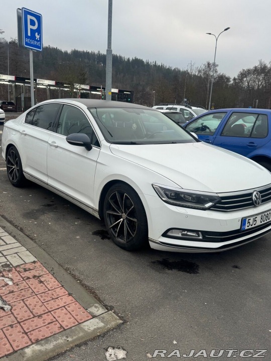 Volkswagen Passat 2,0   litru 110KW B8 2015