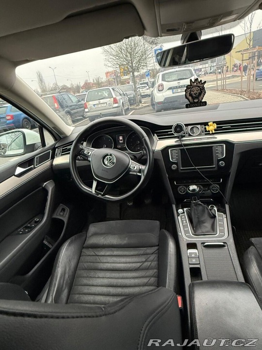 Volkswagen Passat 2,0   litru 110KW B8 2015