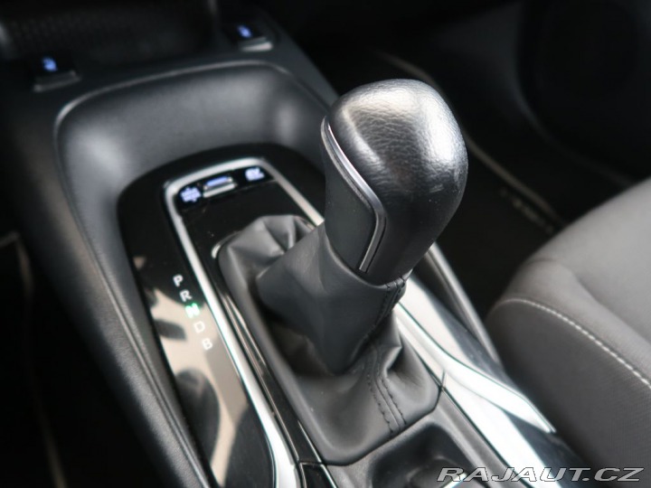 Toyota Corolla 1.8Hybrid,CZ,1Maj,Comfort 2021