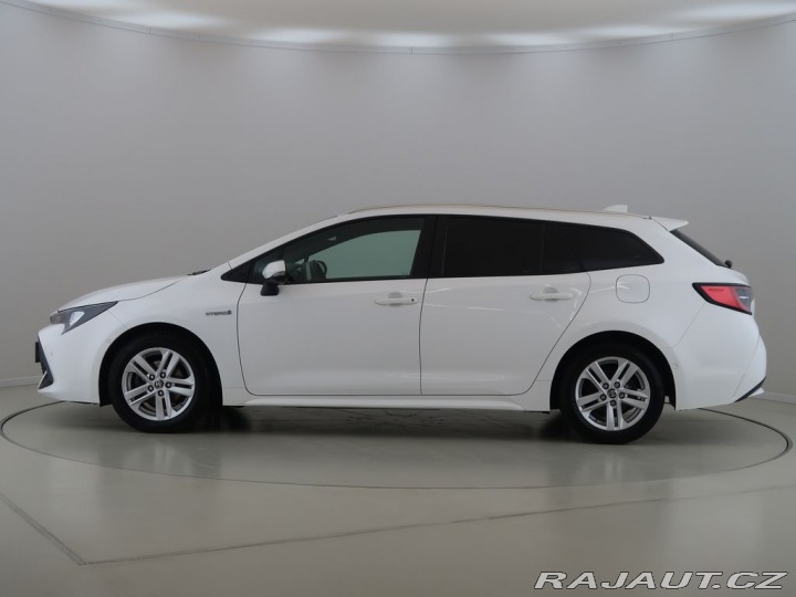 Toyota Corolla 1.8Hybrid,CZ,1Maj,Comfort 2021