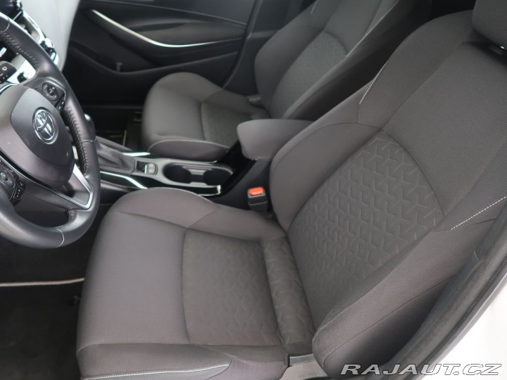 Toyota Corolla 1.8Hybrid,CZ,1Maj,Comfort 2021
